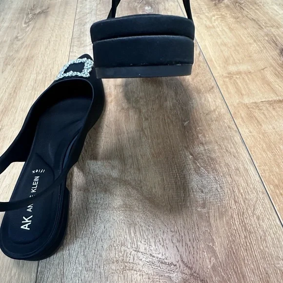 Anne Klein Black Heels with Crystal Embellishments - Picture 6 of 16